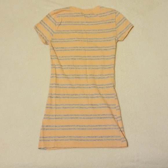 Fitted t-shirt - Picture 3 of 3